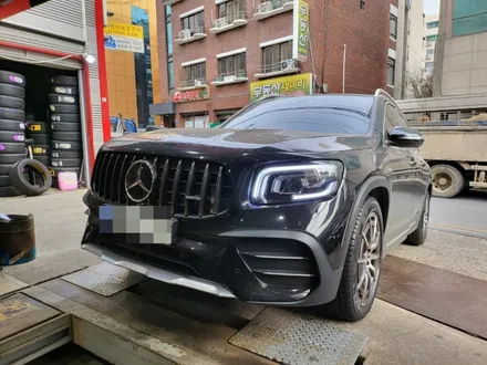 벤츠 glb 35 amg 타이어 코드절상으로 235 50 19 장착 / 서울 강서구 화곡동