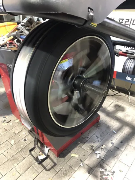 벤츠 G63AMG 지바겐 던롭 PS SPORT MAXX 20 인치 수입타이어전문점교체 / 서울 강서구 화곡동