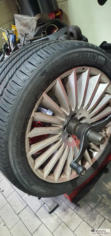 벤츠 S350d 타이어교환 겨울철에도 안전한  미쉐린 mxm4가 좋다 / 서울 강서구 화곡동