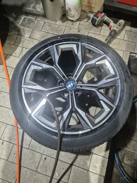 BMW I4 전기차 타이어 피렐리 올시즌 고성능 타이어 교체 / 서울 강서구 화곡동