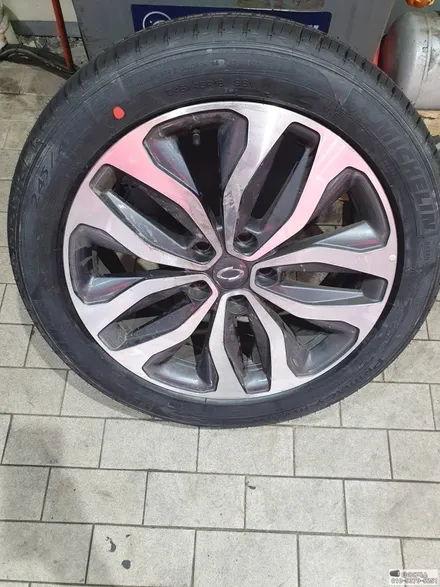 르노삼성 SM6 245/45R18 미쉐린 MXM4 사계절타이어교체 승차감이 좋다 / 서울 강서구 화곡동