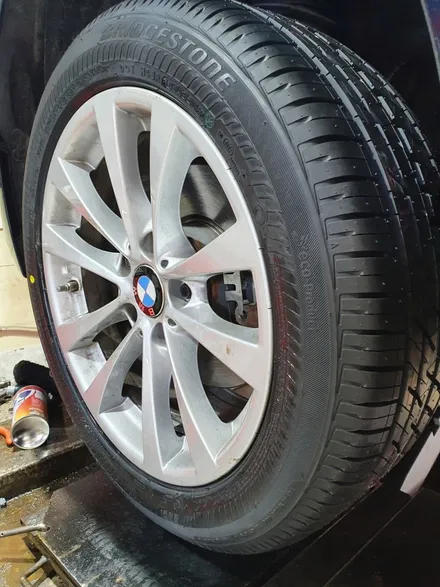 BMW 3시리즈 320D 사계절 올시즌 런플렛 타이어추천 안전성을 되찾다 225/50R17 / 서울 강서구 화곡동