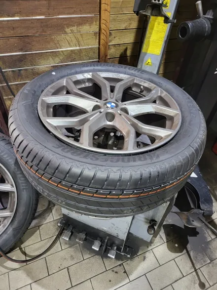 BMW X3 출고형 런플랫 245 50 19 타이어 장착기 / 서울 강서구 화곡동