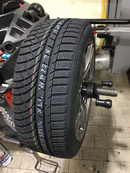 bmw 320d 18인치 스노우 윈터타이어 교체 금호타이어 wp72 스노우타이어가격표 / 서울 강서구 화곡동