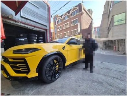 람보르기니 우르스 타이어 23인치 피렐리 피제로 L마킹 입고 / 서울 강서구 화곡동
