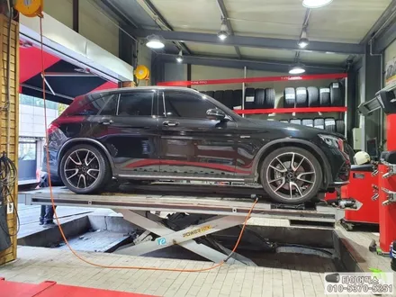 벤츠 glc 43 amg 타이어 수명이 우수한 피렐리 제로 올시즌 21인치 / 서울 강서구 화곡동