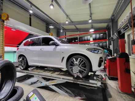 bmw x5 m50i 출고형 컨티넨탈 타이어 교체 / 서울 강서구
