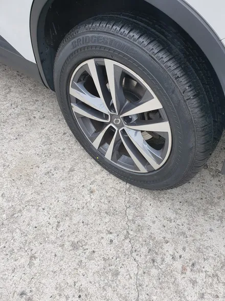 르노삼성 qm6 18인치 타이어교체 225/60r18 브리지스톤 런플렛 드라이브가드 / 서울 강서구 화곡동