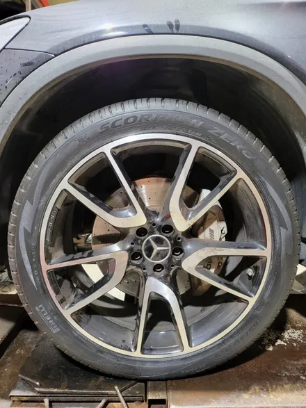 벤츠 GLC 43 AMG 21인치 타이어 추천 제품은? / 서울 강서구 화곡동