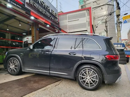 벤츠 glb 35 amg 타이어 코드절상으로 235 50 19 장착 / 서울 강서구 화곡동