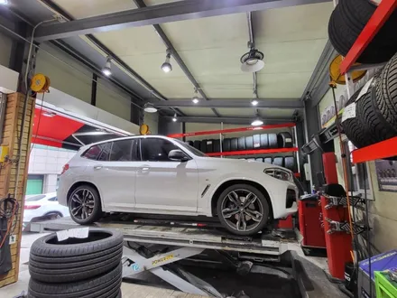 X3 M40I 브리지스톤 순정 아렌자 21인치 타이어로 장착 / 서울 강서구