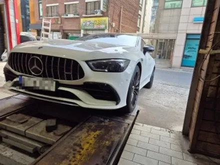 벤츠 gt43amg 타이어 미쉐린 ps4s 접지력이 좋아요 / 서울 강서구 화곡동