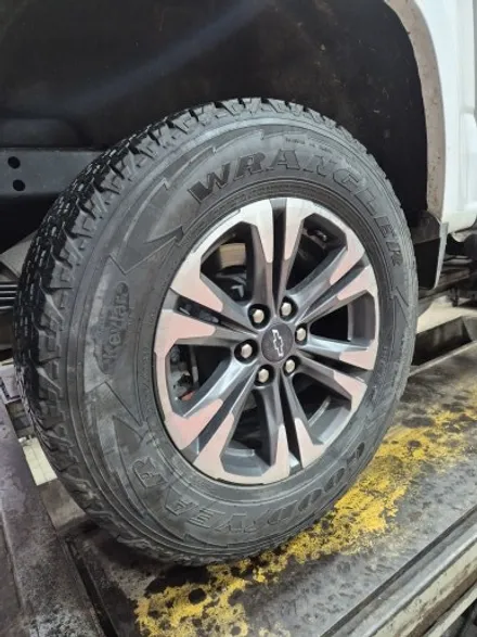 콜로라도 AT 타이어 사계절 추천 제품은? / 서울 강서구 화곡동