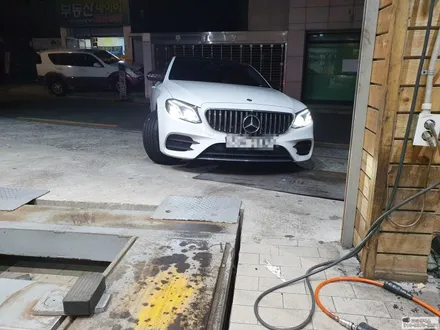 벤츠 e클래스 e350 19인치 타이어교체 목동 피렐리 피제로 올시즌 플러스 / 서울 강서구 화곡동