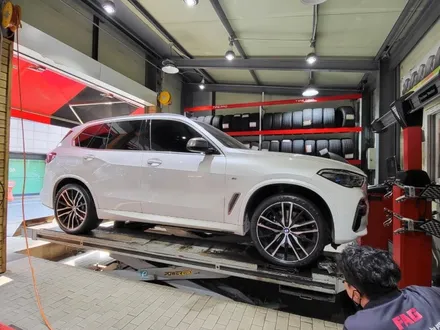 BMW X5 m50i 컨티넨탈 22인치 출고형 타이어 교체 / 서울 강서구 화곡동