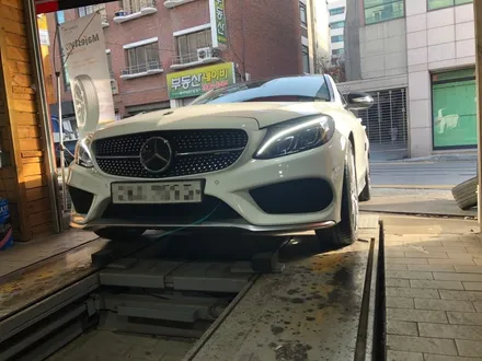 벤츠c43amg 미쉐린 파일럿스포츠4 ps4 19인치 타이어교체 일산타이어 / 서울 강서구 화곡동