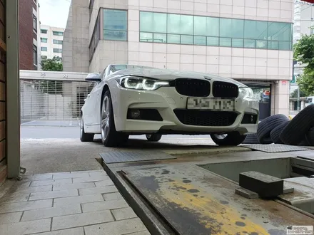 BMW 3시리즈 330I 타이어교체 225 45 18 , 255 40 18 피렐리피제로올시즌 / 서울 강서구 화곡동