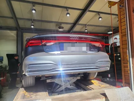 아우디 A7 타이어 피렐리 피제로 올시즌 255 40 20 추천 / 서울 강서구