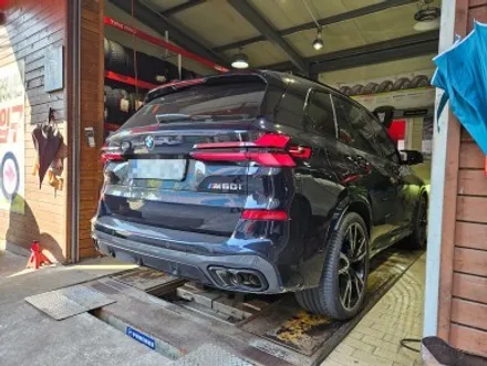 BMW X5 m60i 겨울용 컨티넨탈 윈터 타이어로 안전하게 / 서울 강서구