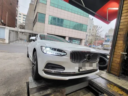 볼보 S90 피렐리 올시즌 타이어 장착후 승차감 개선 / 서울 강서구 화곡동