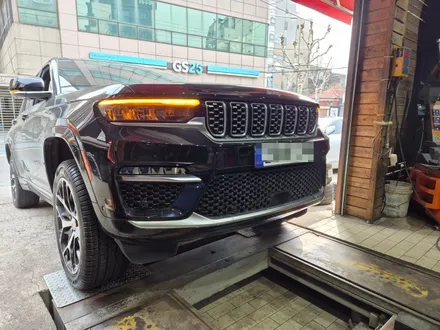 그랜드체로키 275 45 21 피렐리 올시즌 타이어 할인받다 / 서울 강서구 화곡동