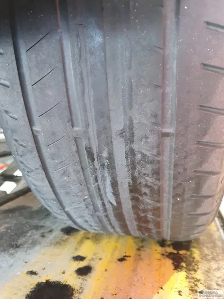 르노삼성 SM6 245/45R18 미쉐린 MXM4 사계절타이어교체 승차감이 좋다 / 서울 강서구 화곡동