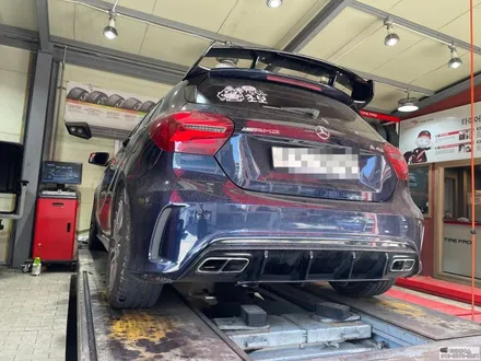 벤츠 A45 amg 19인치 피렐리 올시즌 타이어가 우수하다 / 서울 강서구 화곡동