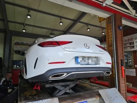 CLS450 타이어혹 코드절상 안전한 사계절 타이어 추천은? / 서울 강서구