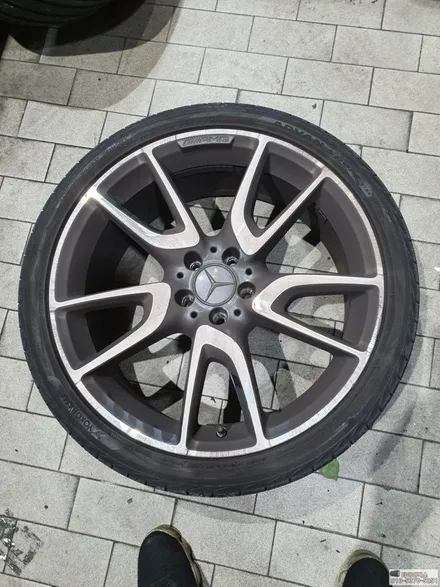 피렐리 피제로 TM 벤츠E클래스 E43AMG 20인치타이어교체 / 서울 강서구 화곡동