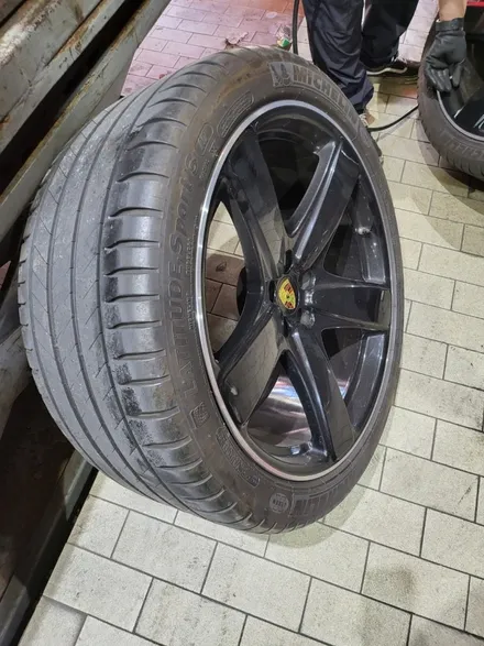 보증기간이 끝난 마칸 gts 사계절 타이어 선택은? / 서울 강서구 화곡동