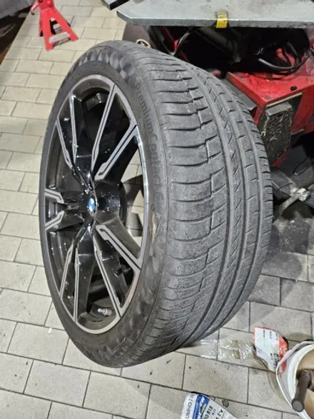 BMW X5 m60i 겨울용 컨티넨탈 윈터 타이어로 안전하게 / 서울 강서구