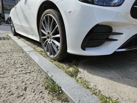 벤츠 E450 타이어손상 코드절상 올시즌 제품 교체 / 서울 강서구 화곡동