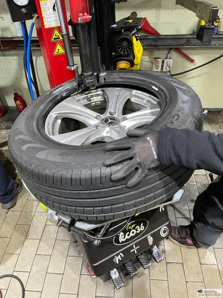벤츠 glc 220d 사계절 타이어 추천은 ? / 서울 강서구 화곡동