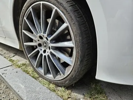 벤츠 E450 타이어손상 코드절상 올시즌 제품 교체 / 서울 강서구 화곡동