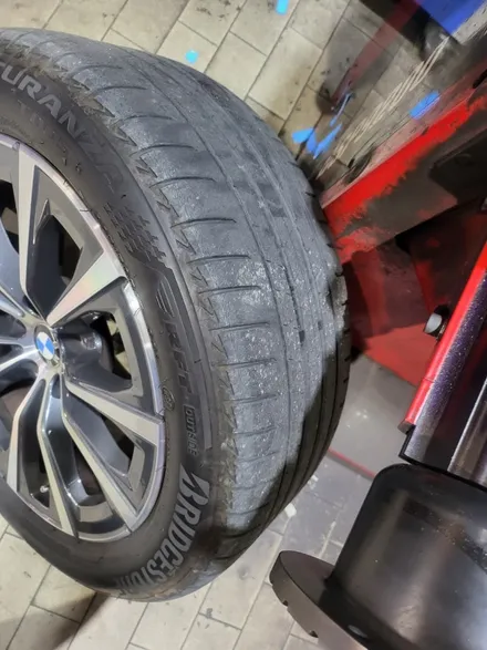 BMW 320d 추천 타이어 225 50r 17 제품은? / 서울 강서구 화곡동