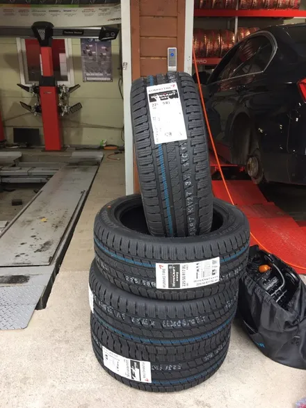 영등포타이어싼곳 이곳 타이어픽스 스노우타이어,윈터타이어교체 bmw 3시리즈 / 서울 강서구 화곡동
