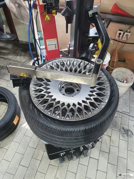 제네시스 g90 타이어교체는 순정타이어 컨티넨탈 프로컨텍트 / 서울 강서구 화곡동