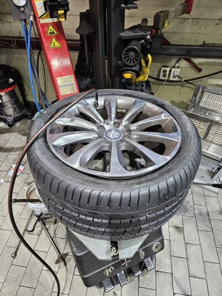 벤츠 cls 255 40 18 , 285 35 18 타이어 추천 제품은? / 서울 강서구 화곡동
