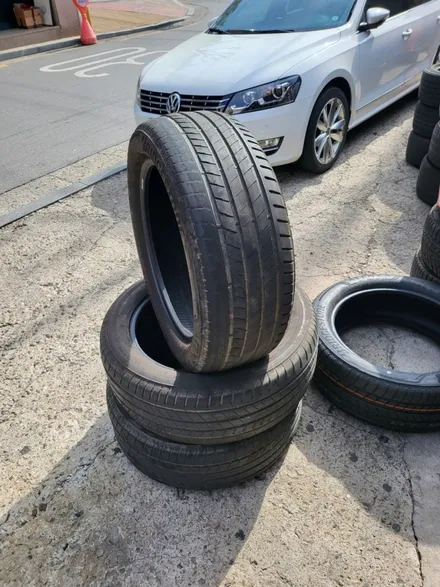 BMW X3 출고형 런플랫 245 50 19 타이어 장착기 / 서울 강서구 화곡동