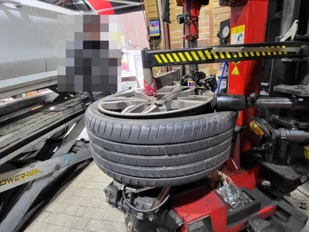 X3 M40I 브리지스톤 순정 아렌자 21인치 타이어로 장착 / 서울 강서구