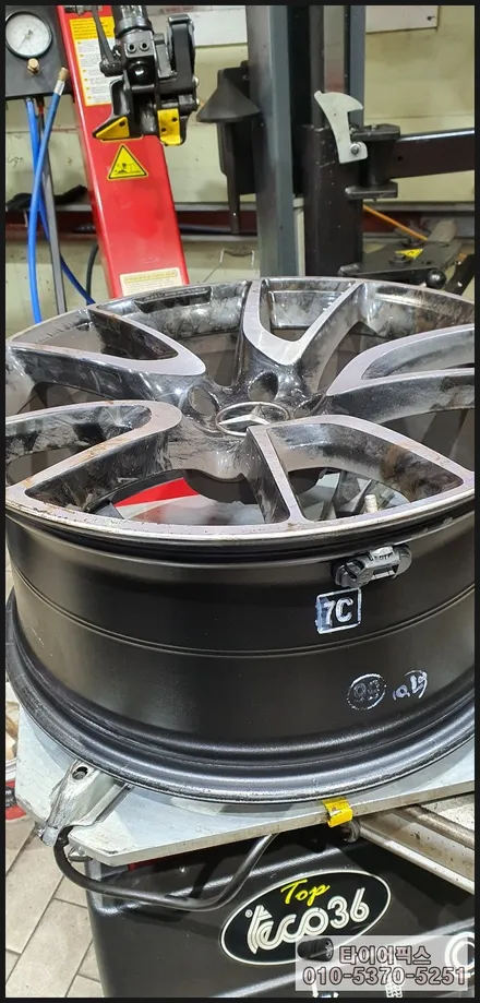 벤츠 GLC 43amg 쿠페 사계절 타이어 장착 했습니다 / 서울 강서구 화곡동