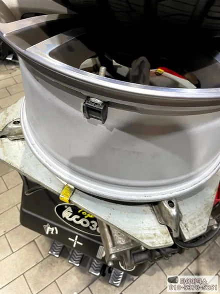 벤츠 CLS400d 타이어교체 사계절 타이어 추천하다 / 서울 강서구 화곡동