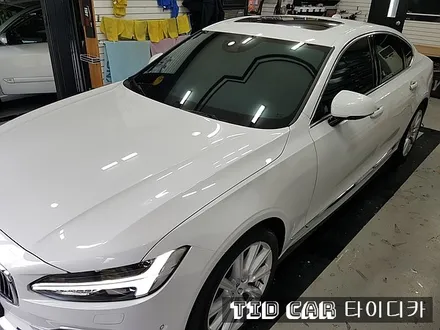 해운대썬팅 해운대신차 부산신차 타이디카 유리막코팅 레이노썬팅 레이노반사 레이노크로마 R9 크로마R9 / 부산,해운대구