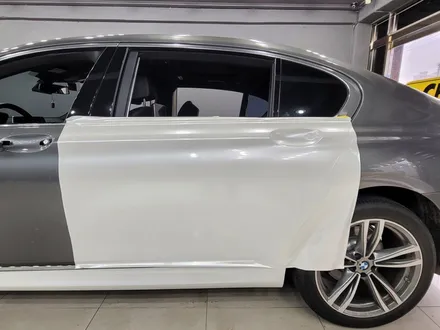 인천랩핑 BMW7시리즈 전체랩핑 시공으로 화사하게 변신!! / 인천 부평동