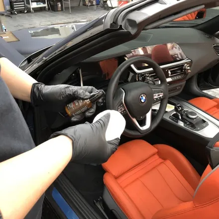 BMW z4 마그마 레드 UG 가죽 코팅 :: 유색 가죽 시트에는 필수입니다~ / 천안시 동남구 신방동
