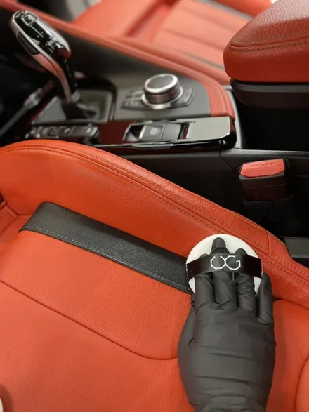 BMW X2m35i UG 가죽 코팅 :: 마그마 레드 시트에도 가죽 코팅을 / 천안시 동남구 신방동