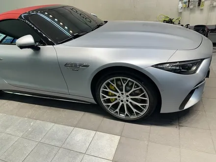 벤츠 SL63 AMG, 무척 큰 본넷도 한 장 시공 가능한 큰 PPF는 천안 PPF 디코에 있어요. / 천안시 동남구 신방동