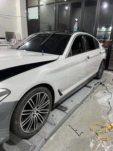 BMW G30 5시리즈 530i 스톤그레이 전체 랩핑 작업 안산 / 경기 안산