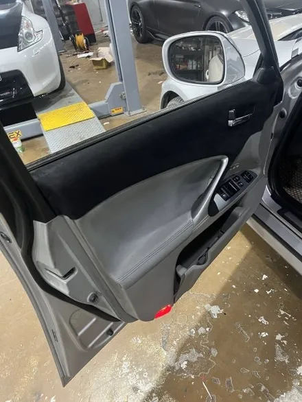 Lexus is250 도어트림 스웨이드 랩핑 작업 안산 / 경기 안산