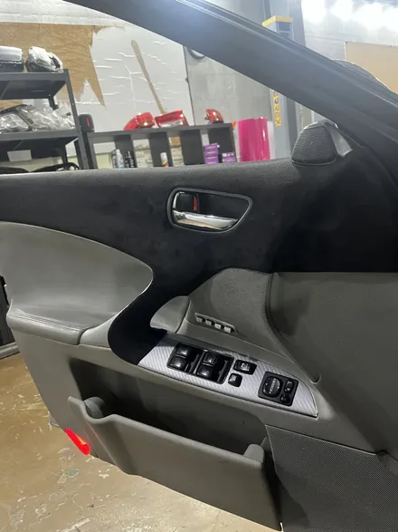 Lexus is250 도어트림 스웨이드 랩핑 작업 안산 / 경기 안산